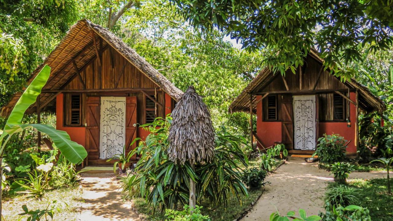 Sakatia Lodge Ampasimena Екстериор снимка