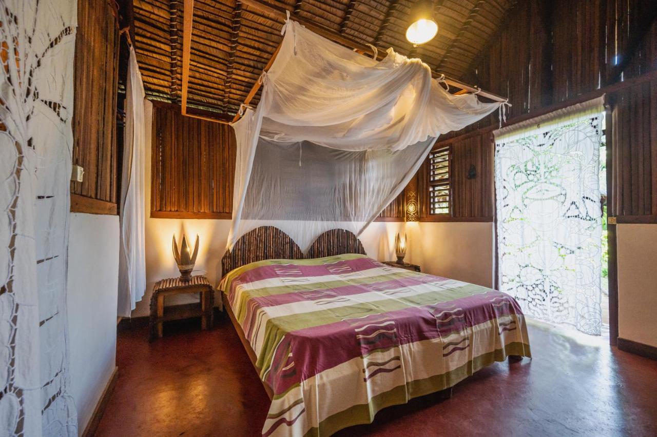 Sakatia Lodge Ampasimena Екстериор снимка